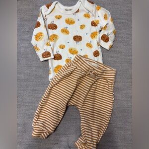 5/$20 Pumpkin Print Kids Matching Set
